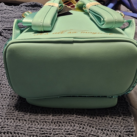 NWT Disney Loungefly Princess Jasmine sequin mini backpack - Picture 8 of 11